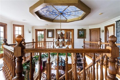 An Unrivaled Newport Enclave! Discover a rare sanctuary of - photo 38