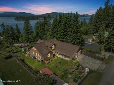 Lake Pend Oreille Home For Sale in Hope Idaho
