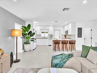 Welcome to this exceptional newly renovated modern luxury - photo 13