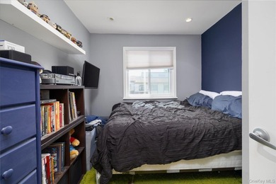 Welcome to the Glen! This two-level townhome boasts 1500+ square - photo 14
