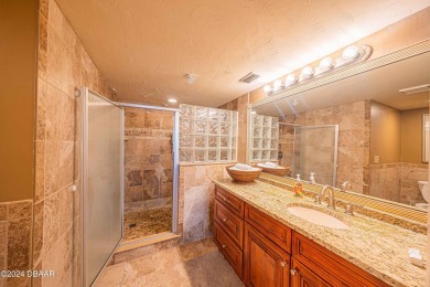 ***2 week minimum rental period allows for excellent rental