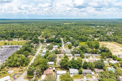Welcome to this beautifully updated 3-bedroom, 2-bathroom home - photo 32