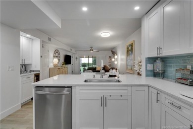 Gorgeous! Completely updated 2 BD, 2BA 1ST Floor, corner unit in - photo 9