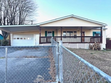 Chickamauga Lake Home For Sale in Chattanooga Tennessee