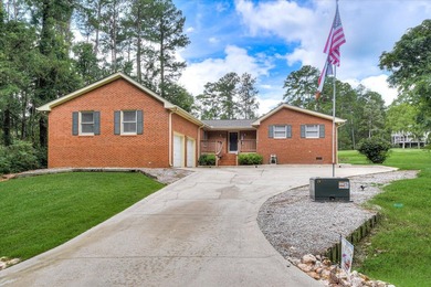Golf Course Living in Savannah Lakes Village in McCormick SC - photo 3