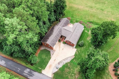 Golf Course Living in Savannah Lakes Village in McCormick SC - photo 4