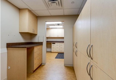 -Fully vacant 122,084 SF medical office building in Downtown St - photo 26