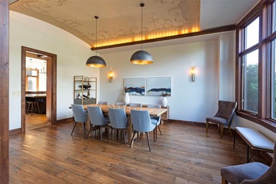 Privacy, space, and connection to nature define this exceptional - photo 30