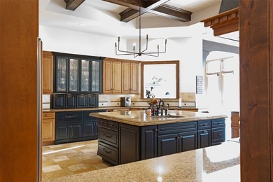 Privacy, space, and connection to nature define this exceptional - photo 42