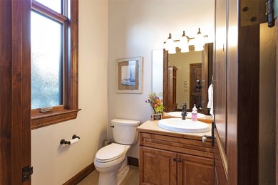 Privacy, space, and connection to nature define this exceptional - photo 44