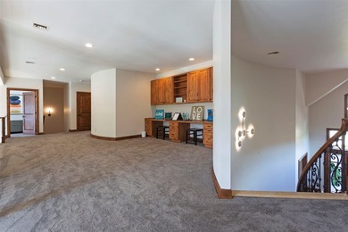 Privacy, space, and connection to nature define this exceptional - photo 50