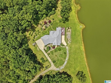 PRIVATE LAKEFRONT ESTATE on 77+/- gated & fenced acres! Rarely - photo 2