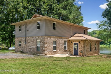 Welcome to 94 Walsh Road in Coldwater, where peaceful waterfront - photo 2