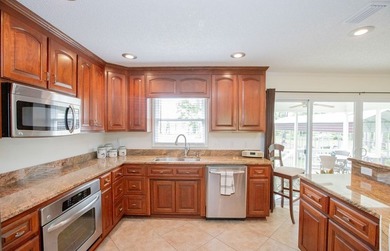 This is the custom home you've been looking for at Lake - photo 16