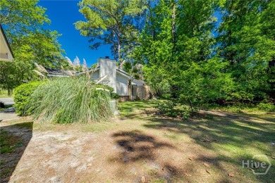 Rare opportunity to own a corner 3 bedroom, 2 bathroom - photo 25
