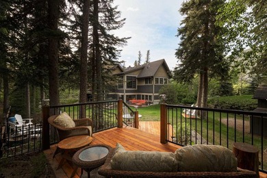 Situated at the base of Heart Mountain, the hamlet of Lac Des - photo 42