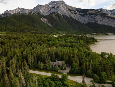 Situated at the base of Heart Mountain, the hamlet of Lac Des - photo 46