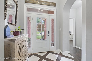 Welcome to 1211 Cross Creek E Drive in Hernando, where comfort - photo 4