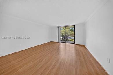 Beautifully maintained 2-bedroom, 2-bath condo in the gated - photo 5