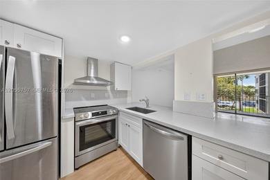 Beautifully maintained 2-bedroom, 2-bath condo in the gated - photo 8