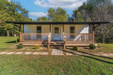 Lake Home For Sale in Mammoth Cave, Kentucky