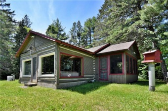 (private lake) Home For Sale in Clam Lake Wisconsin