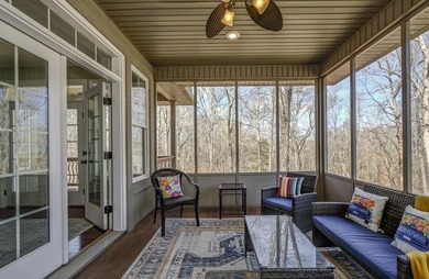 Experience lake living in this beautifully designed 4 bedroom, 3 - photo 12