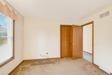 Perfectly situated in the popular Fieldstone neighborhood, this - photo 24
