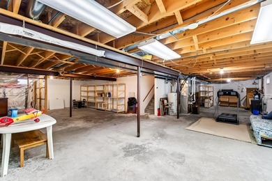 Perfectly situated in the popular Fieldstone neighborhood, this - photo 27