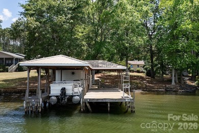 Lake Tillery sunsets, gentle waters, and a beautifully shaded - photo 39