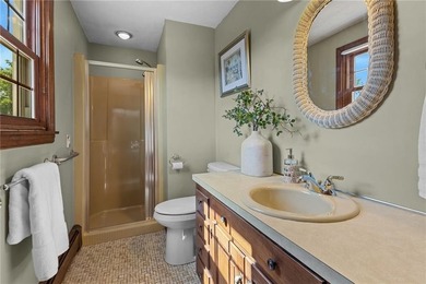 Welcome to a stately home ideally sited in desirable Ferncliffe - photo 39