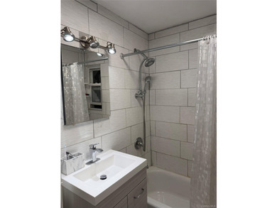WELCOME TO 4727 Matilda Avenue. Single family 3-bedroom duplex - photo 5