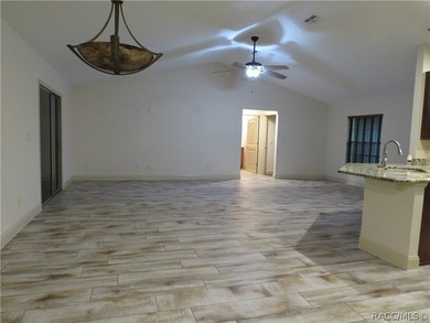 Welcome to a home designed for those who value comfort, privacy - photo 8