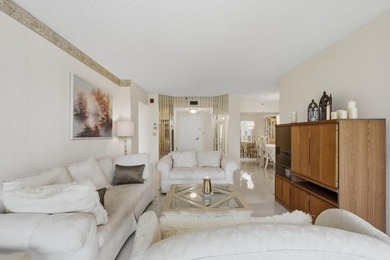 Beautiful 2nd floor 2-bedroom, 2-bath condo in Senior Community - photo 8