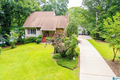 THIS IS IT! A WATER FRONT HOME ON A FLAT LOT WITH 1.11 ACRES ON - photo 2