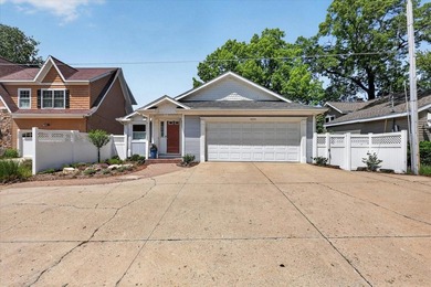 SILVER LAKE waterfront opportunity! Enjoy possession at close - photo 13