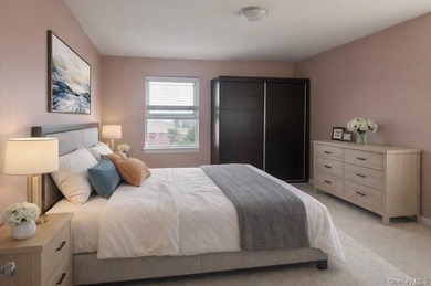 Beautiful Top-Floor Garden Apartment in Prime Kew Garden Hills - photo 15