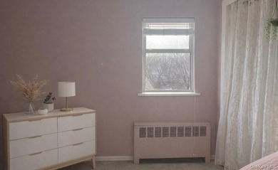 Beautiful Top-Floor Garden Apartment in Prime Kew Garden Hills - photo 16