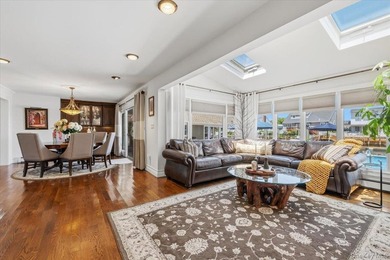 Nestled in the heart of desirable Massapequa and just minutes - photo 18
