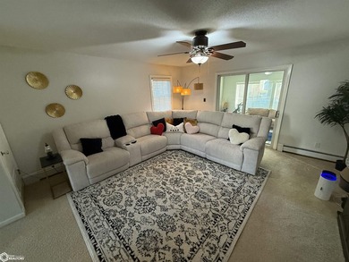Great opportunity to own a beautifully remodeled duplex just - photo 22