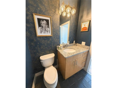 School House Rock! | Historic Top-Floor Loft in the Heart of - photo 27