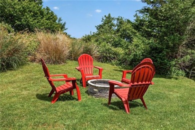 This classic seaside retreat is ready for you as its next owner - photo 33