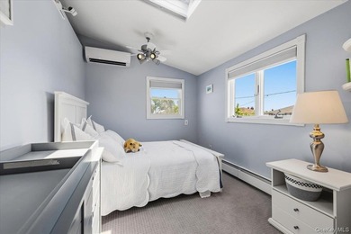 Nestled in the heart of desirable Massapequa and just minutes - photo 35