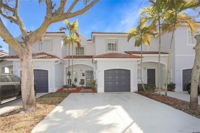 (private lake, pond, coastal) Townhome/Townhouse For Sale in Miami Florida