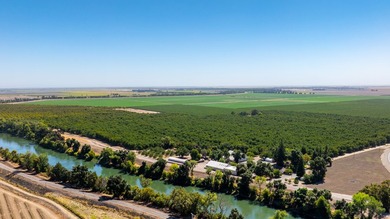 Situated amidst walnut orchards and along the scenic Sacramento - photo 5