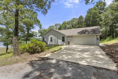 Kings Lake - Walton County Home For Sale in Defuniak Springs Florida