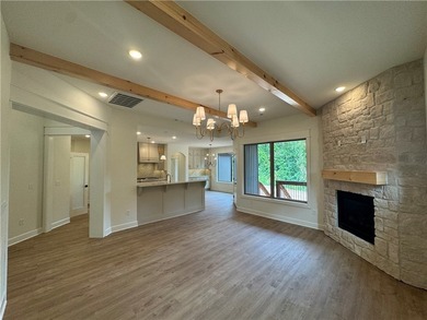Experience luxury New Construction living in beautiful Bella - photo 7