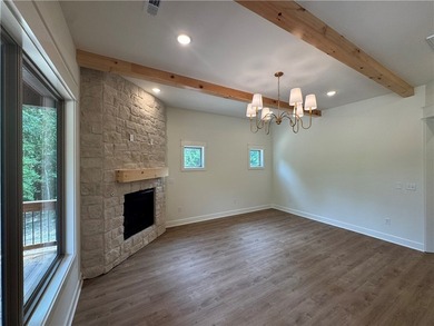 Experience luxury New Construction living in beautiful Bella - photo 8