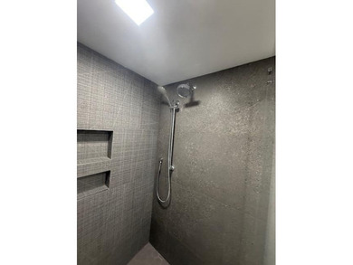 This one bedroom, one & a half unit 0f Paget House section in - photo 23