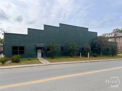 Located at the heart of the rapidly evolving Canal District - photo 3